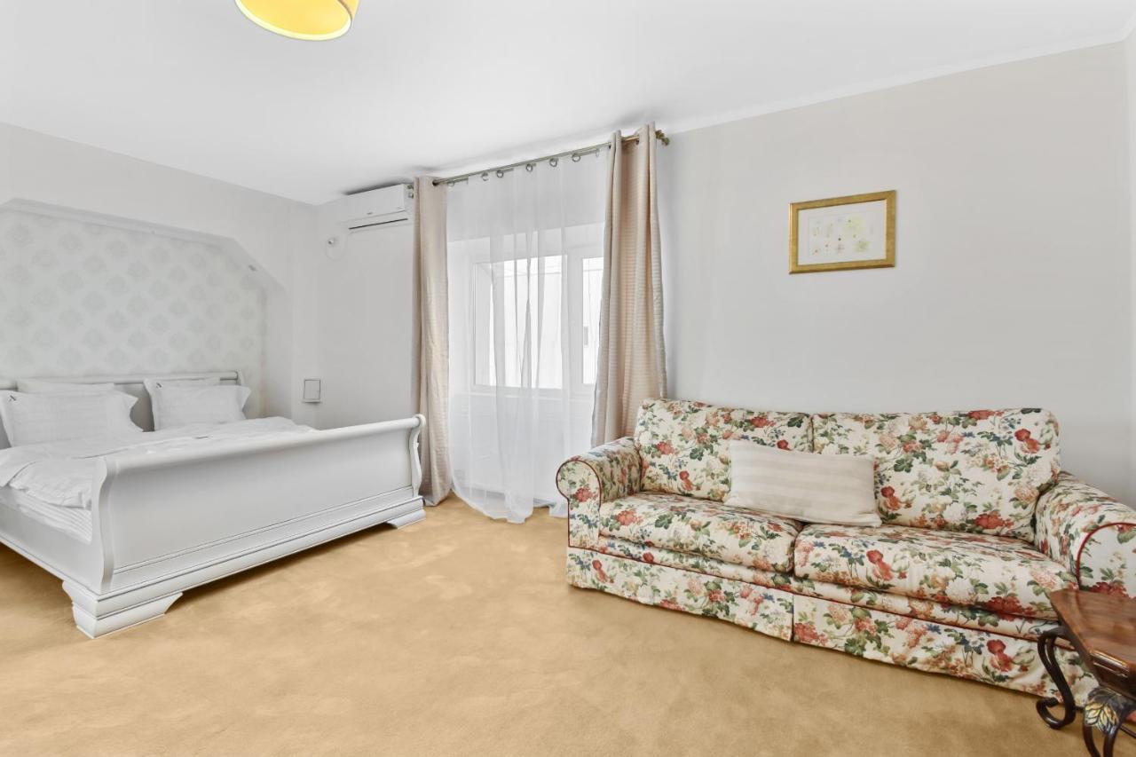 Studio Near Cristal Palace Voluntari Exteriér fotografie